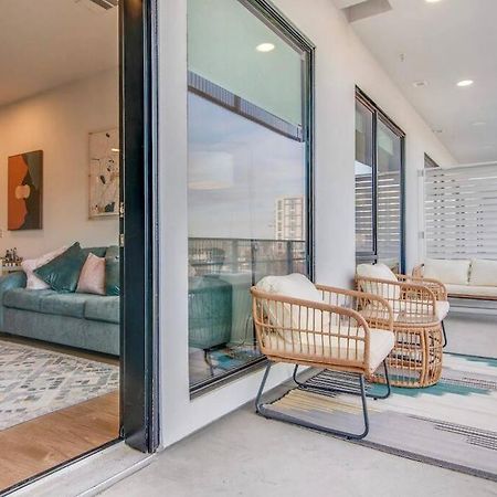 Stylish Downtown Condo W/ Pool & Parking Nashville Bagian luar foto